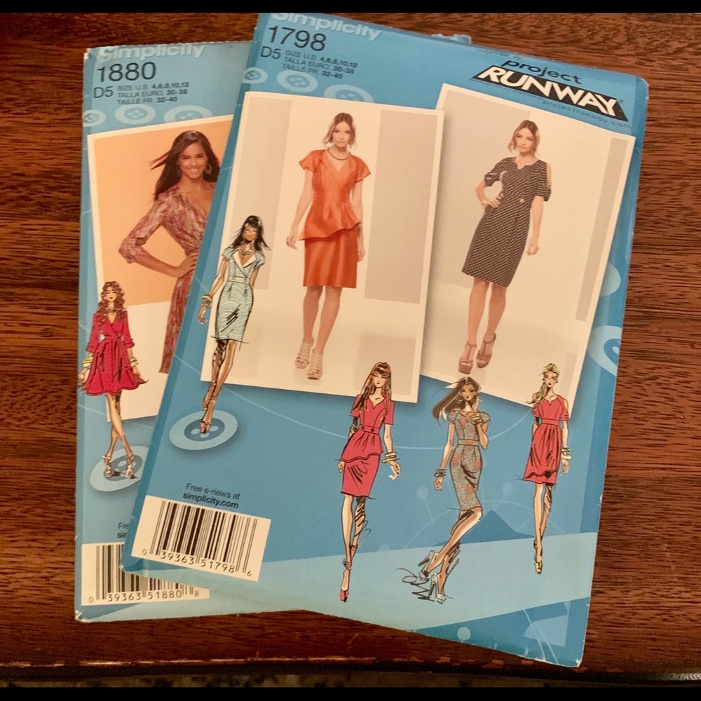 🏝 2 simplicity sewing patterns dresses